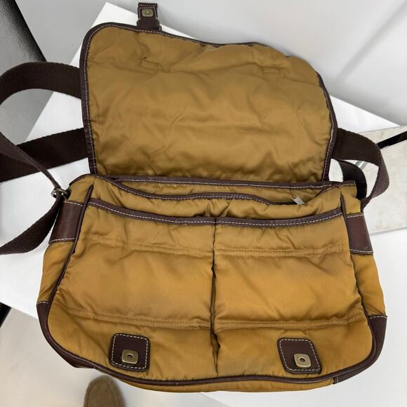 Eddie Bauer Down Filled Puffer Bag Crossbody Tan Brown Leather Outdoor Gorpcore - Picture 5 of 14